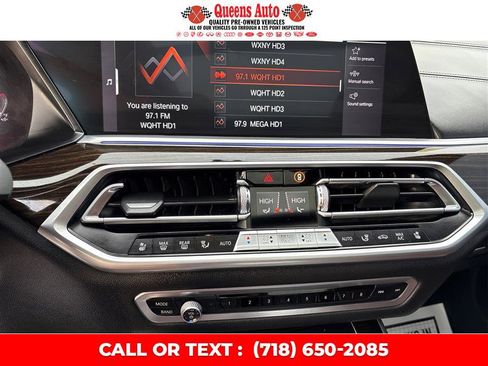 Used 2019 BMW X5 xDrive50i w/ M Sport Package image 41