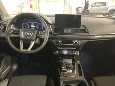 Certified 2025 Audi Q5 2.0T Premium Plus w/ Premium Plus Package AWD/4WD image 20