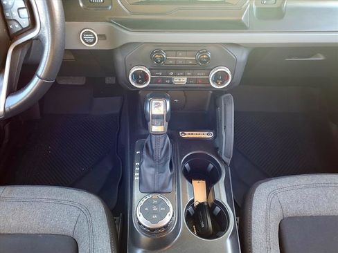 Used 2022 Ford Bronco Big Bend w/ Sasquatch Package image 14