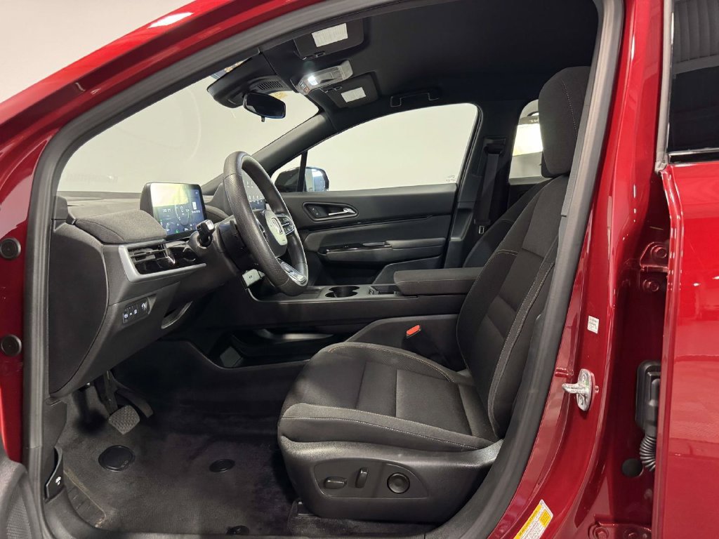 Used 2025 Honda Prologue EX image 17