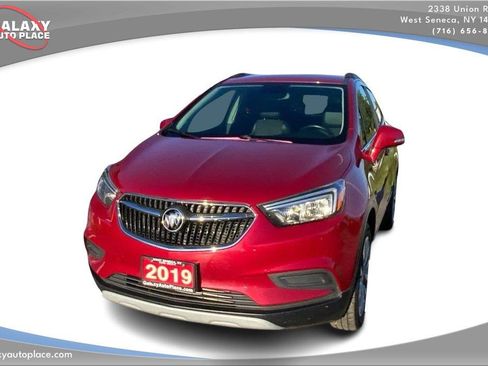 Used 2019 Buick Encore Preferred w/ Safety Package AWD/4WD image 2