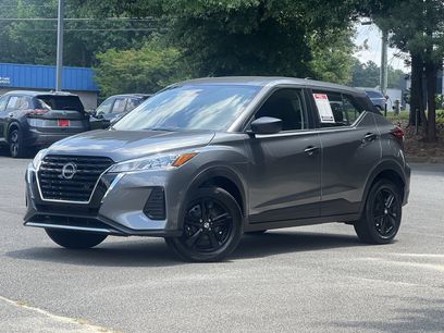 Certified 2025 Nissan Kicks Play S