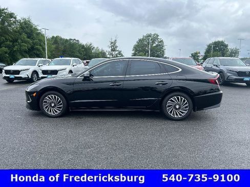Used 2023 Hyundai Sonata SEL FWD image 2