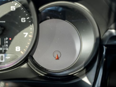 Used 2019 Porsche Macan Sport Edition image 28