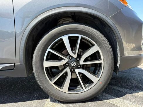 Used 2017 Nissan Rogue SL w/ SL Premium Package AWD/4WD image 26