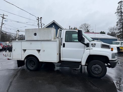 Used 2007 Chevrolet Kodiak C4500 2WD Regular Cab image 4