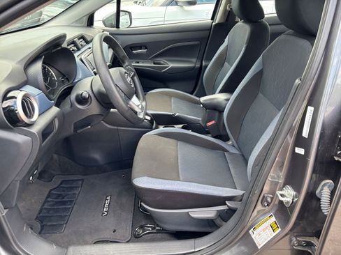 Used 2025 Nissan Versa SV w/ Trunk Package FWD image 24