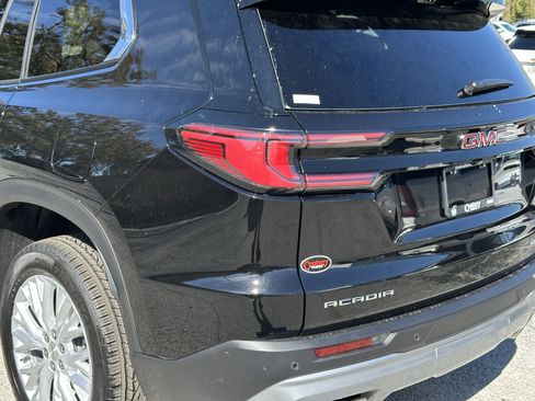 New 2026 GMC Acadia Elevation w/ Elevation Premium Package FWD image 10
