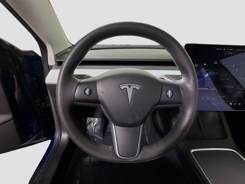 Used 2021 Tesla Model 3 Standard Range Plus image 13