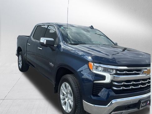 Used 2022 Chevrolet Silverado 1500 LTZ w/ LTZ Convenience Package II image 4