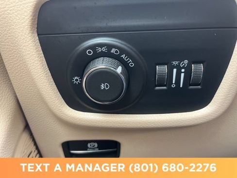 Used 2024 Jeep Grand Cherokee Limited AWD/4WD image 27