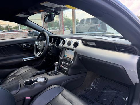 Used 2016 Ford Mustang Premium RWD image 16