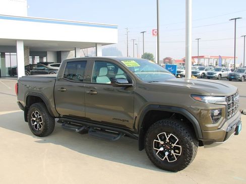 Certified 2024 GMC Canyon AT4X image 9