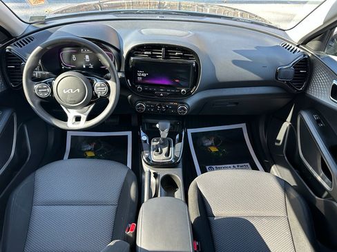 Used 2023 Kia Soul S image 22
