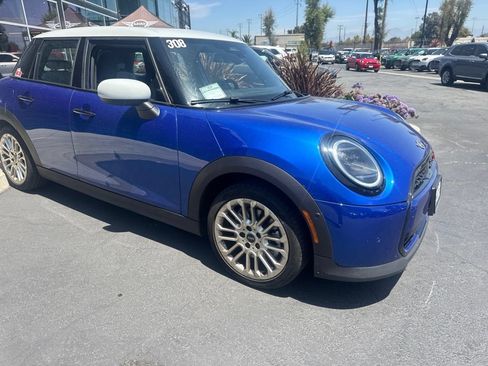 Used 2026 MINI Cooper S FWD image 10