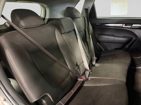 Used 2015 Kia Sorento LX AWD/4WD image 23