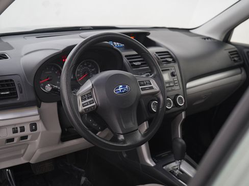 Used 2014 Subaru Forester 2.5i Premium w/ All-Weather Package AWD/4WD image 19