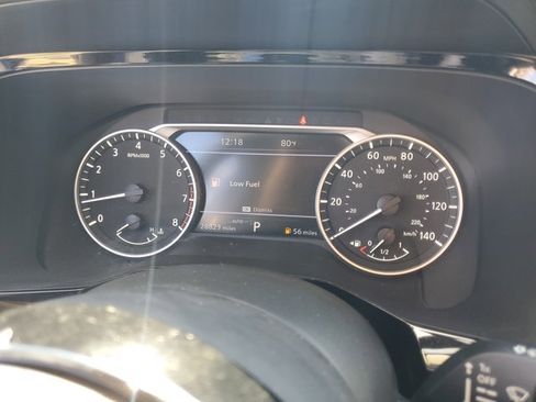 Used 2024 Nissan Pathfinder SL image 25