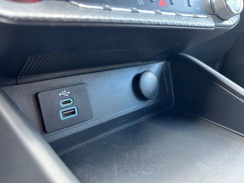 Used 2025 Ford Mustang Premium RWD image 32