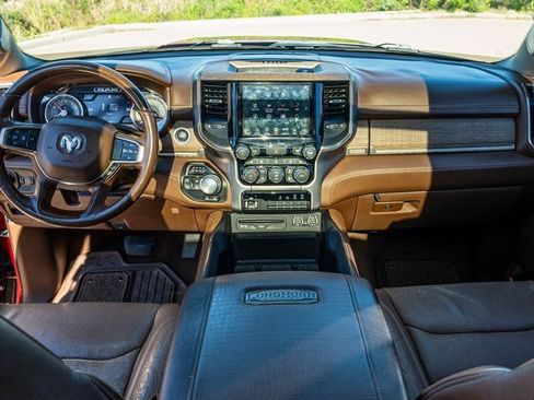 Used 2019 RAM 1500 Limited w/ Off Road Group image 8