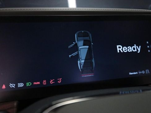 Used 2024 Rivian R1S Adventure Dual AWD/4WD image 10