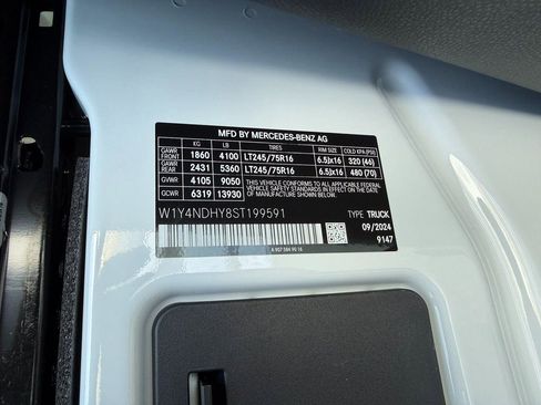 New 2025 Mercedes-Benz Sprinter 2500 image 29