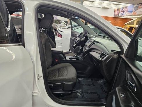 Used 2020 Chevrolet Equinox LT FWD image 31