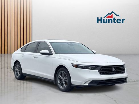 Used 2023 Honda Accord EX-L image 1