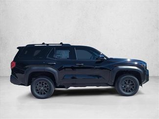 New 2026 Toyota 4Runner SR5 AWD/4WD video 4