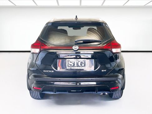 Used 2021 Nissan Kicks SV FWD image 5