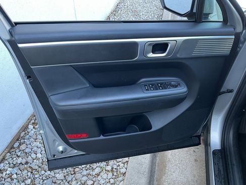 Used 2025 Hyundai Santa Fe SEL image 12