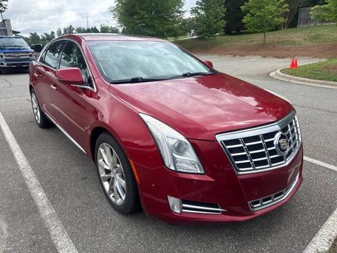 Used 2014 Cadillac XTS Luxury FWD image 1
