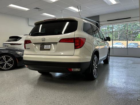 Used 2017 Honda Pilot EX-L image 9