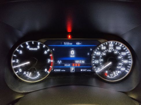 Used 2020 Nissan Sentra SV w/ Trunk Package FWD image 23