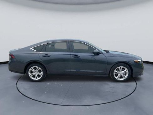 Used 2025 Honda Accord LX image 8