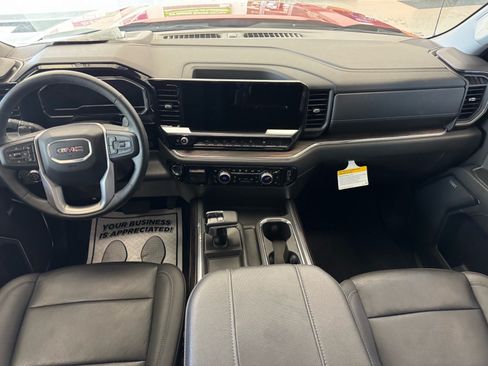 Used 2024 GMC Sierra 1500 SLT w/ SLT Premium Plus Package AWD/4WD image 15