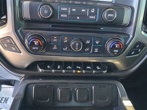 Used 2018 Chevrolet Silverado 1500 LTZ Z71 w/ LTZ Plus Package AWD/4WD image 18