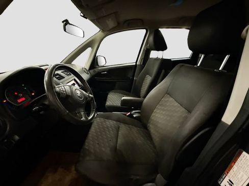 Used 2009 Suzuki SX4 AWD Hatchback image 18