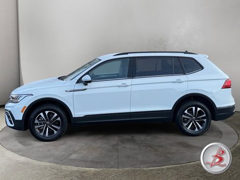 Used 2022 Volkswagen Tiguan S image 4