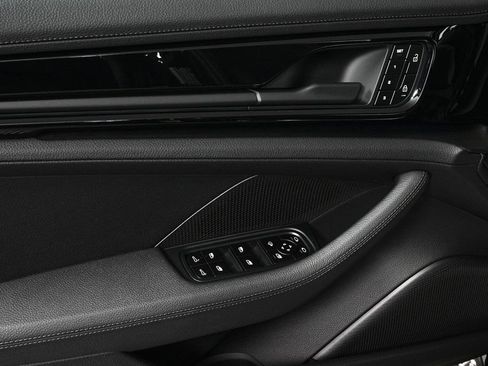 New 2026 Porsche Panamera RWD image 6