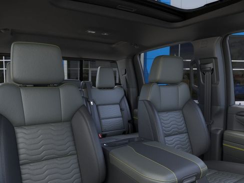 New 2026 Chevrolet Silverado 2500 ZR2 AWD/4WD image 37
