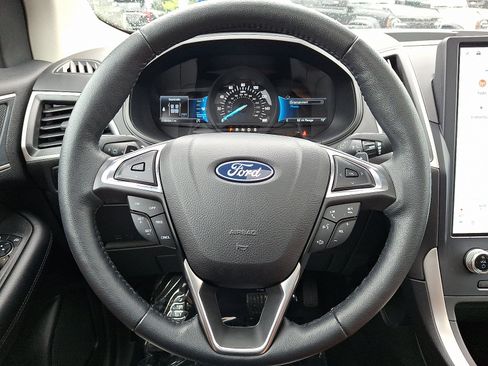 Used 2024 Ford Edge SEL w/ Convenience Package AWD/4WD image 18
