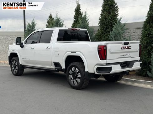 Used 2025 GMC Sierra 3500 Denali w/ Denali Reserve Package AWD/4WD image 5