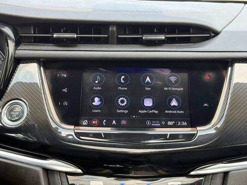 Used 2023 Cadillac XT6 Sport w/ Technology Package AWD/4WD image 18
