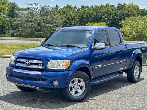 Used 2005 Toyota Tundra SR5 w/ TRD Off-Road Pkg AWD/4WD image 4