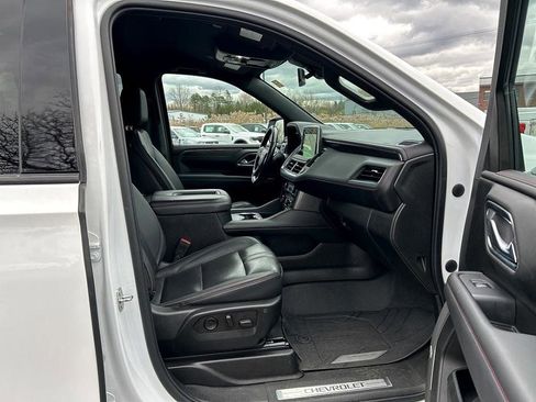 Used 2022 Chevrolet Tahoe RST w/ Luxury Package image 34