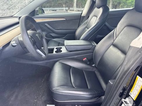 Used 2022 Tesla Model 3 Long Range AWD/4WD image 8