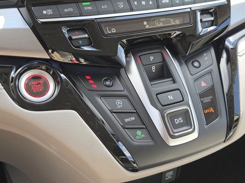 New 2026 Honda Odyssey Touring image 35