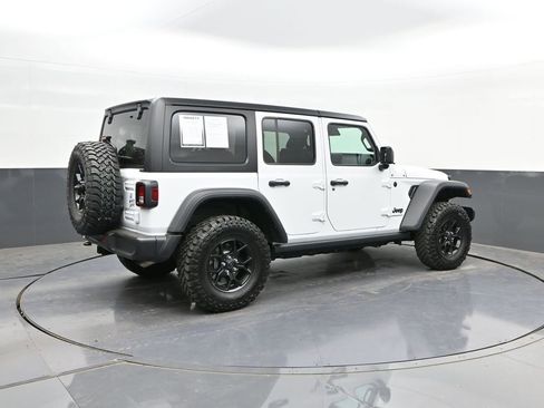 Used 2025 Jeep Wrangler Unlimited Sport AWD/4WD image 15