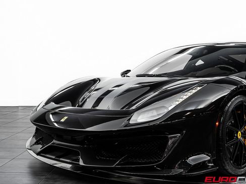 Used 2019 Ferrari 488 Pista Coupe image 16